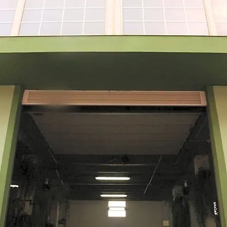 酒店 Mayoysa 2*